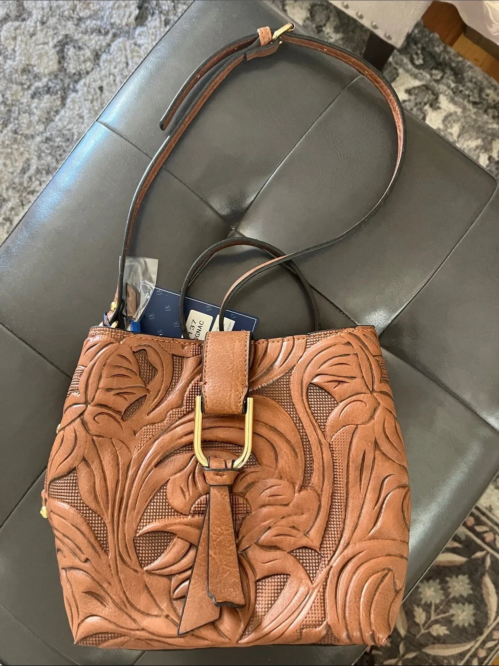 Carved faux Leather Crossbody Bag in Brown